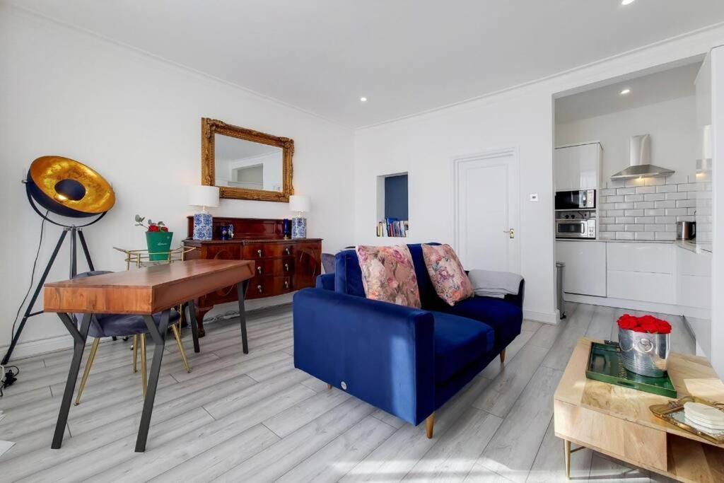 Ferienwohnung Immaculately Presented 1 Bed London Exterior foto